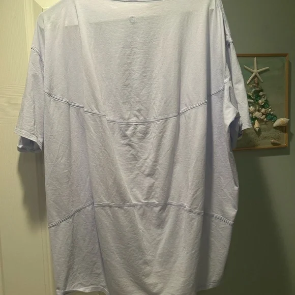 LULULEMON - Back in Action Size 12 - Picture 2 of 4